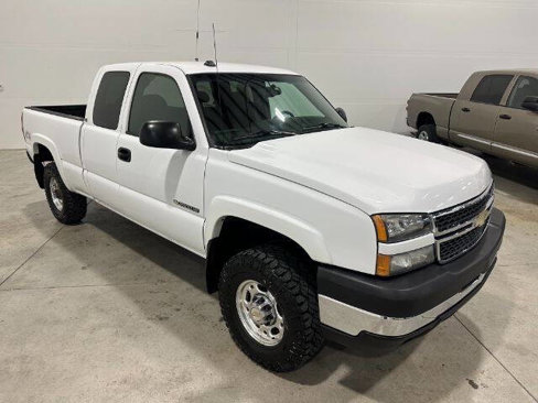 Used 2005 Chevrolet Silverado 2500 LS image 6