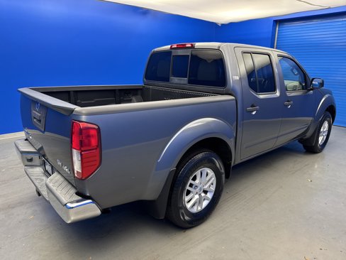 Used 2016 Nissan Frontier SV image 7