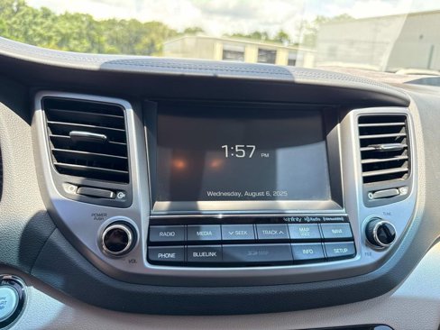 Used 2017 Hyundai Tucson SE Plus image 24