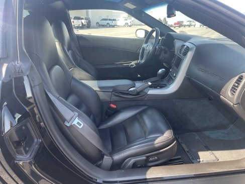 Used 2006 Chevrolet Corvette Coupe w/ Preferred Equipment Group image 14