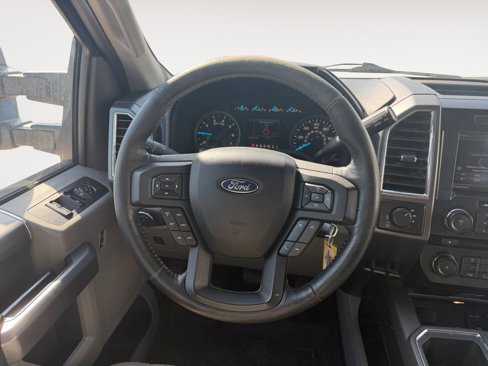 Used 2015 Ford F150 XLT w/ Equipment Group 302A Luxury image 11