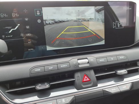 New 2025 Kia K4 EX image 18