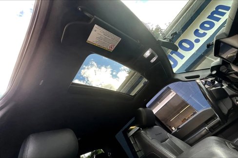 Used 2016 Ford F250 Platinum w/ FX4 Off-Road Package image 21