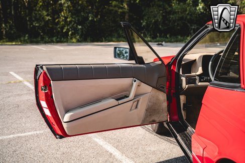 Used 1992 Cadillac Allante image 19