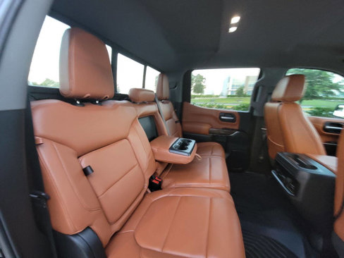 Used 2020 Chevrolet Silverado 1500 RST image 16