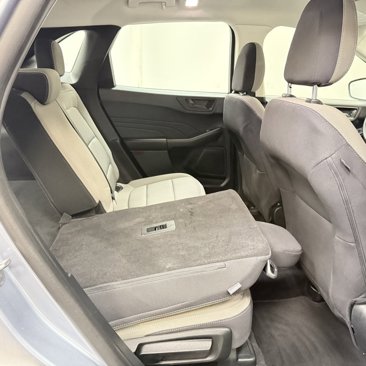 Used 2022 Ford Escape S image 11
