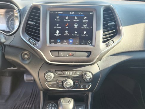 Certified 2020 Jeep Cherokee Trailhawk w/ Comfort/Convenience Group image 19