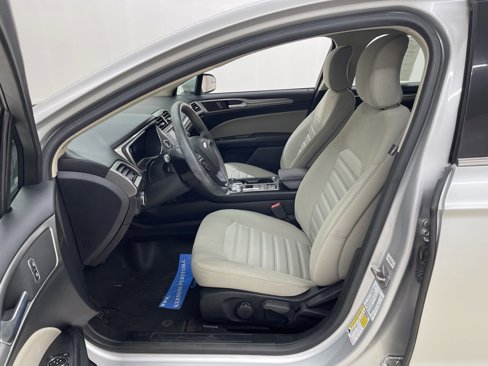 Used 2018 Ford Fusion S image 17