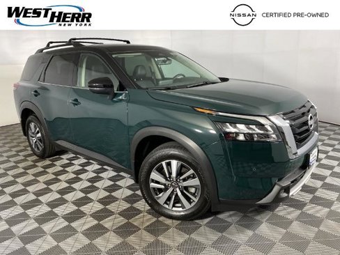 Certified 2025 Nissan Pathfinder SL image 1