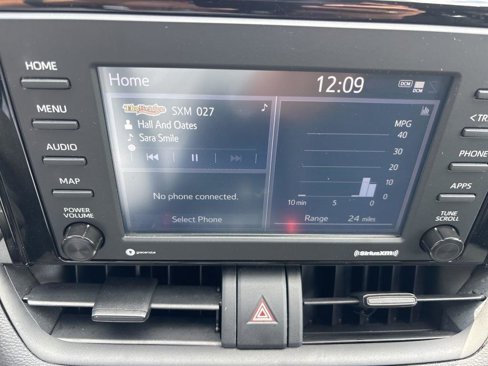 Used 2021 Toyota RAV4 XLE image 31