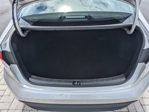 Used 2023 Toyota Corolla LE image 14