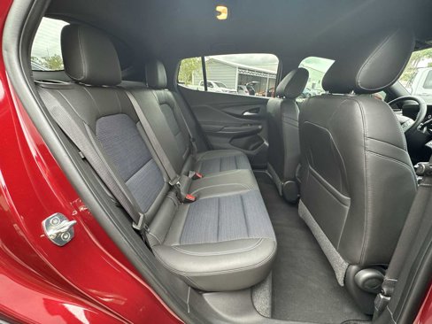 Used 2024 Buick Envista Preferred w/ Convenience I Package image 18
