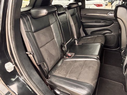 Used 2019 Jeep Grand Cherokee Altitude image 27