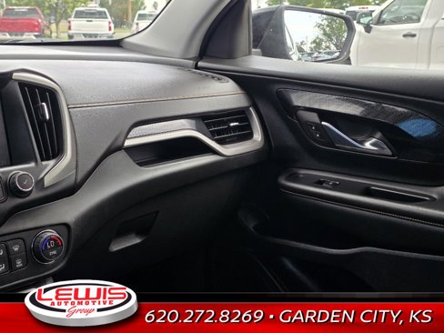 Used 2023 GMC Terrain AT4 image 16