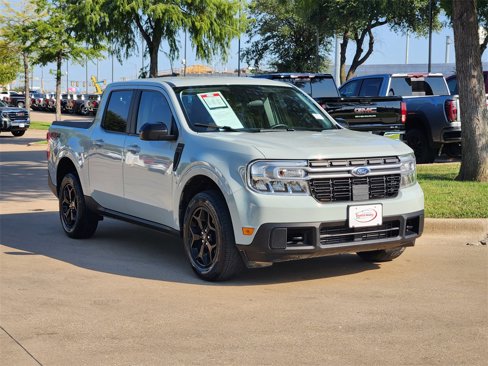 Used 2024 Ford Maverick Lariat w/ FX4 Off-Road Package image 3