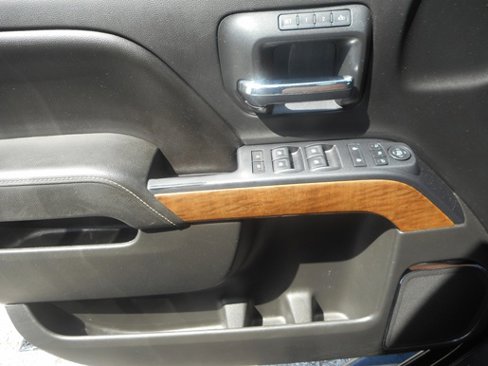 Used 2015 Chevrolet Silverado 1500 LTZ image 10