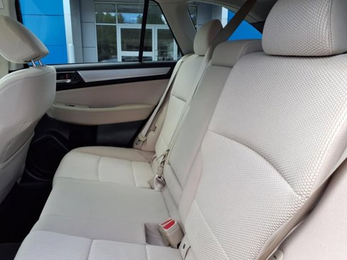 Used 2017 Subaru Outback 2.5i Premium image 34