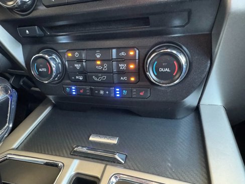 Used 2018 Ford F150 Lariat image 28