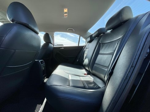 Used 2015 Volkswagen Jetta S image 12