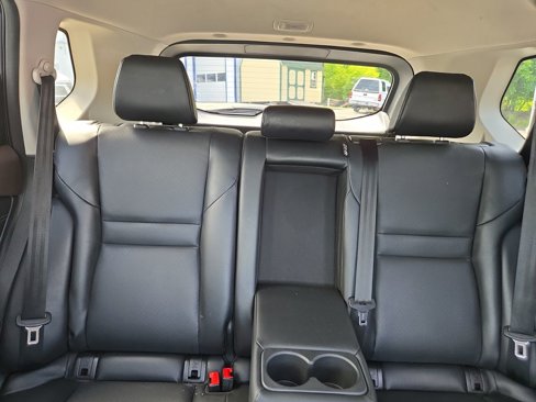 Used 2023 Nissan Rogue SV image 26