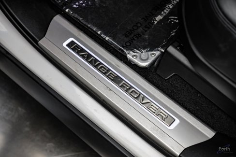 Used 2018 Land Rover Range Rover Long Wheelbase Supercharged image 36
