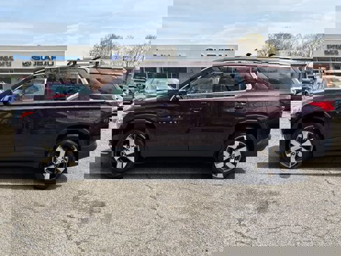 Used 2019 Chevrolet Traverse LT w/ LT Premium Package image 4