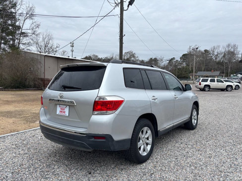 Used 2011 Toyota Highlander SE image 6