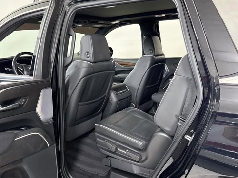 Used 2022 Cadillac Escalade Premium Luxury w/ Performance Package image 24