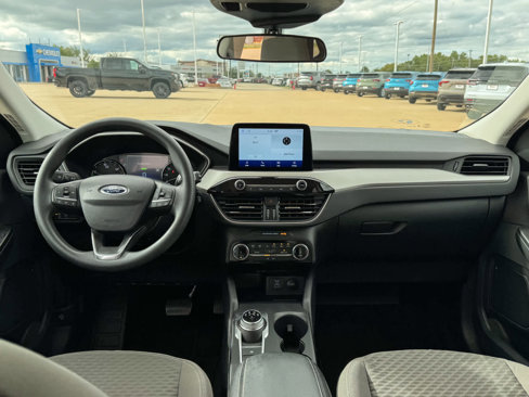Used 2022 Ford Escape SE image 12