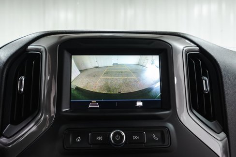 Used 2020 Chevrolet Silverado 1500 Custom w/ Custom Value Package image 16