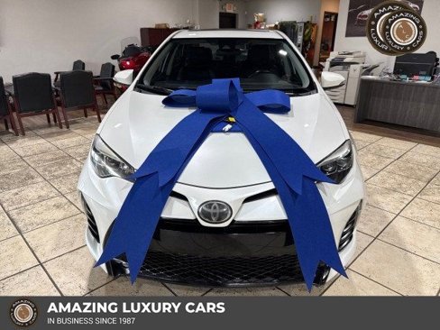 Used 2019 Toyota Corolla SE w/ SE Premium Package image 1
