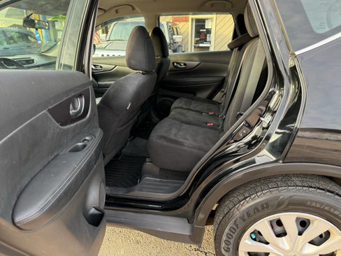 Used 2016 Nissan Rogue S image 25