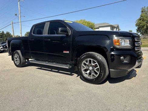 Used 2015 GMC Canyon SLE image 4