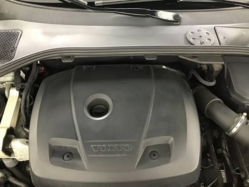 Used 2017 Volvo S60 T5 Inscription image 23