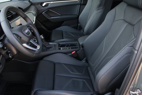 New 2025 Audi Q3 2.0T Premium image 19