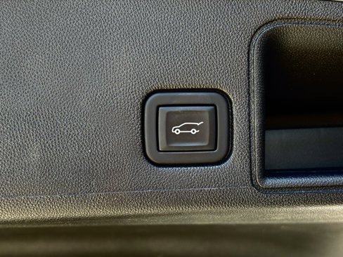 Certified 2023 GMC Terrain SLT w/ Elevation Edition image 23