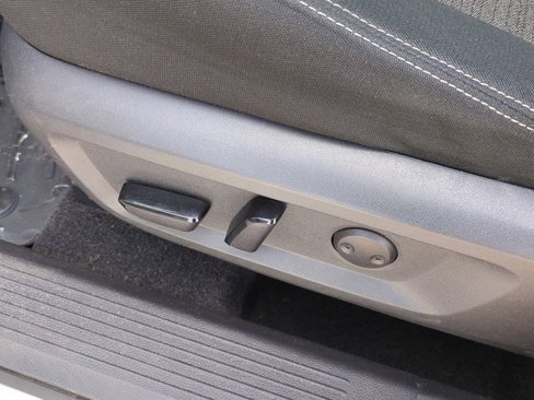 Used 2021 Nissan Rogue SV image 14