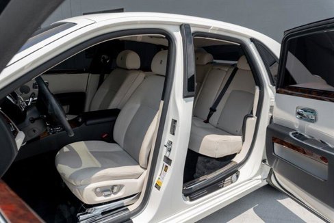 Used 2012 Rolls-Royce Ghost image 12