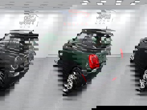 Used 2019 MINI Cooper 2-Door Hardtop w/ Signature Upholstery Package image 6