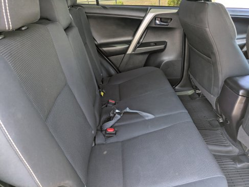 Used 2018 Toyota RAV4 XLE image 14