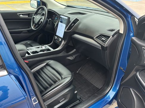 Used 2022 Ford Edge SEL w/ Convenience Package image 12