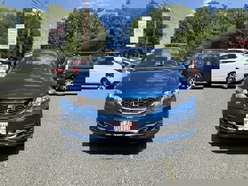 Used 2013 Honda Civic LX image 2