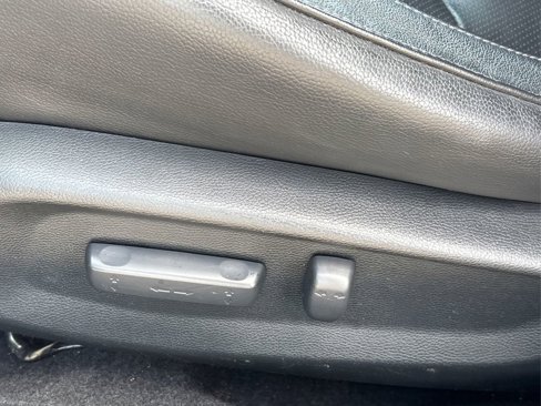 Used 2018 Honda Civic Touring image 23