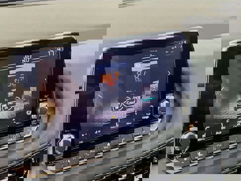 Certified 2021 Nissan Rogue SV image 14