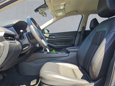 Used 2022 Nissan Altima 2.5 SR image 9