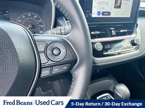 Used 2025 Toyota Corolla SE image 33