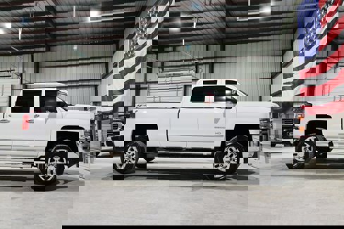 Used 2018 Chevrolet Silverado 2500 LTZ w/ LTZ Plus Package image 14