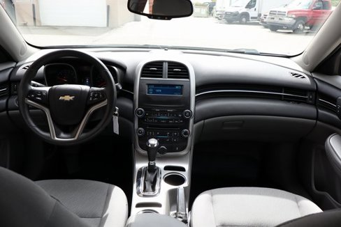 Used 2015 Chevrolet Malibu LS image 32