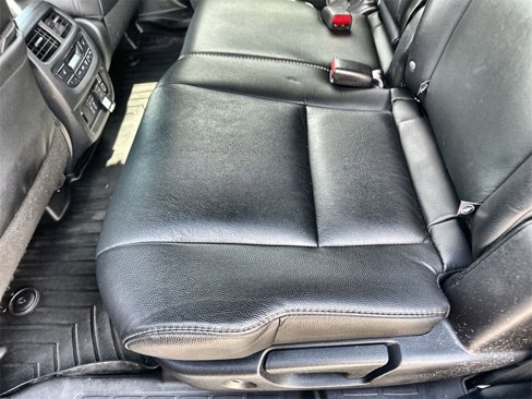 Used 2021 Honda Pilot Touring image 17