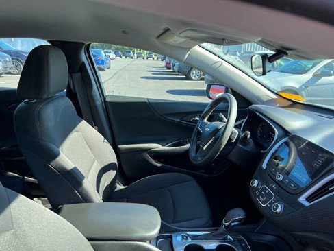 Used 2023 Chevrolet Malibu LS image 37